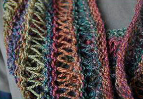 Sausalito Drop Stitch Cowl (detail)