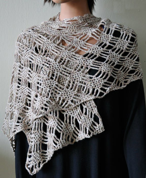 Panda Pearl Spider Lattice Stole