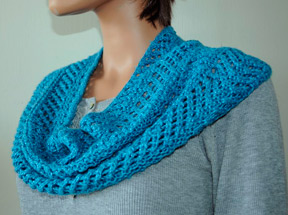 Panda Pearl Eyelet Cowl