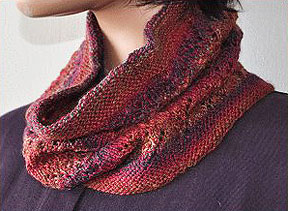 Sausalito Eylet Vine Cowl